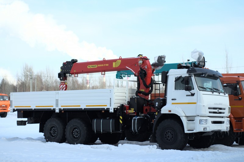 Автомобиль бортовой 438240 на шасси  Камаз 43118-73094-50 с КМУ Palfinger INMAN IT 150