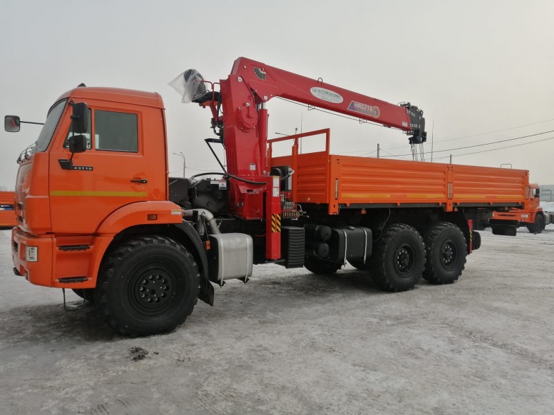 Автомобиль бортовой 438240 на шасси Камаз 43118-23027-50 с КМУ HORYONG HRS216