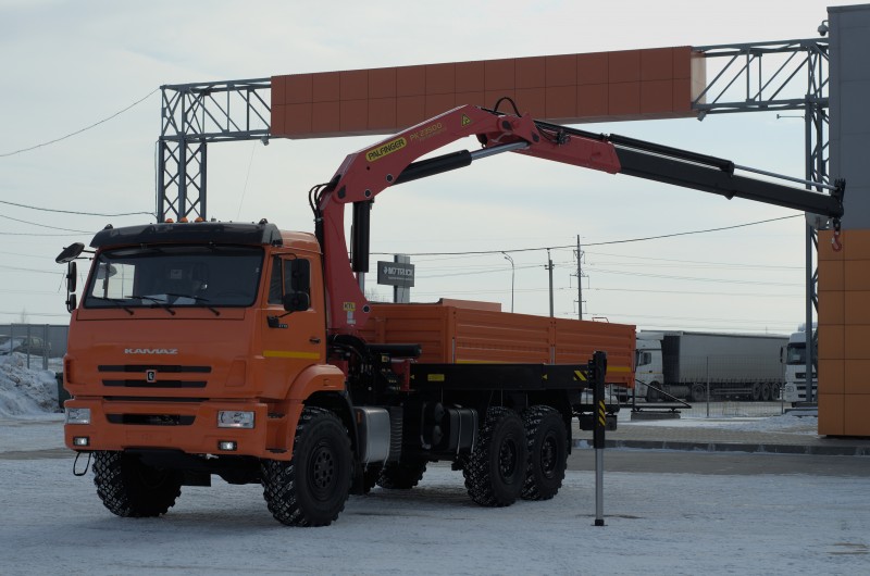 Автомобиль бортовой 438240 на шасси Камаз 43118-23027-50 с КМУ Palfinger PK23500